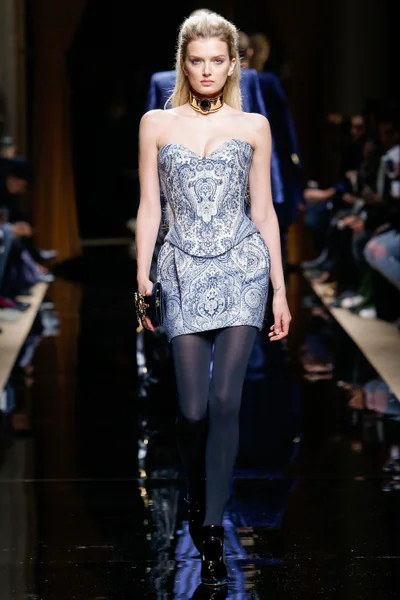 Look 29